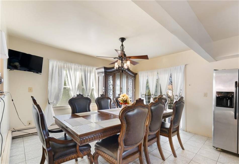 432 Neckar Avenue, Staten Island, New York 10304, 4 Bedrooms Bedrooms, ,4 BathroomsBathrooms,Residential,For Sale,Neckar,492914