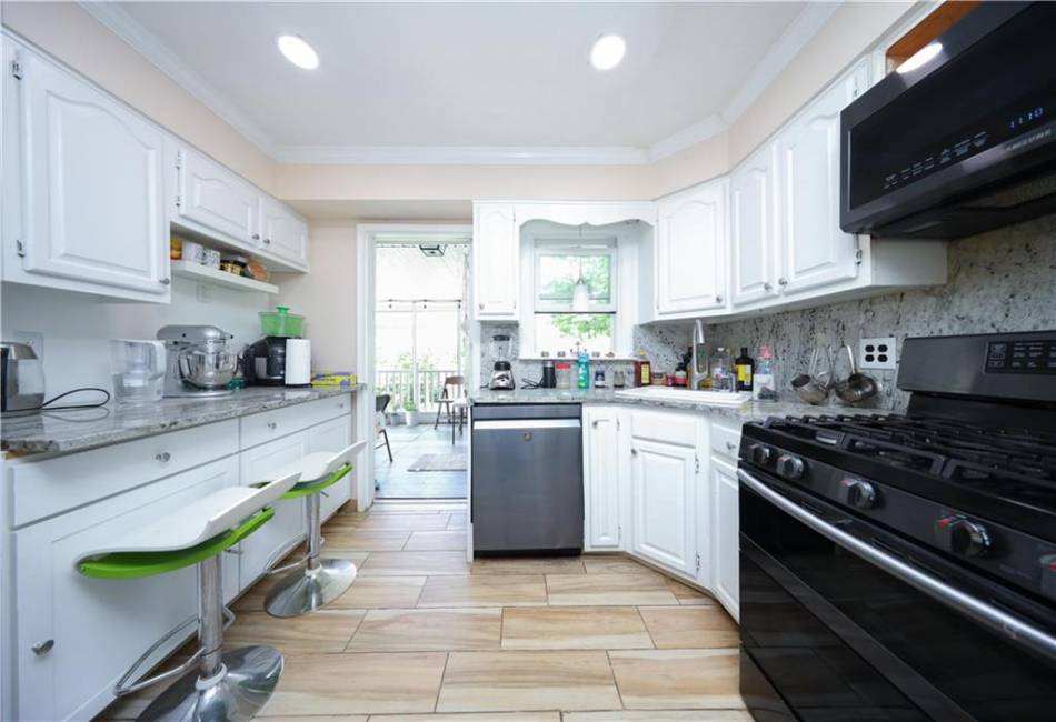 171 Dewey Avenue, Staten Island, New York 10308, 4 Bedrooms Bedrooms, ,3 BathroomsBathrooms,Residential,For Sale,Dewey,492915
