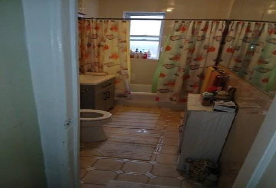 1358 35th Street, Brooklyn, New York 11210, 6 Bedrooms Bedrooms, ,Residential,For Sale,35th,492926
