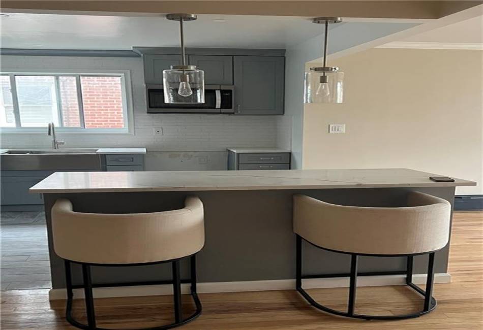 1291 92nd Street, Brooklyn, New York 11236, 2 Bedrooms Bedrooms, ,1 BathroomBathrooms,Rental,For Sale,92nd,492877