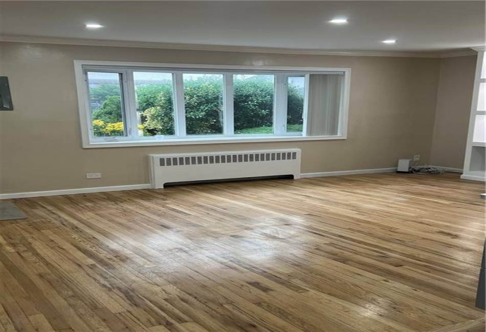 1291 92nd Street, Brooklyn, New York 11236, 2 Bedrooms Bedrooms, ,1 BathroomBathrooms,Rental,For Sale,92nd,492877