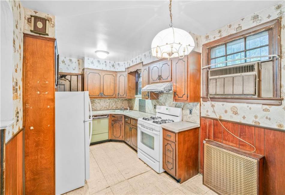 1484 16th Street, Brooklyn, New York 11230, 3 Bedrooms Bedrooms, ,1 BathroomBathrooms,Residential,For Sale,16th,492889