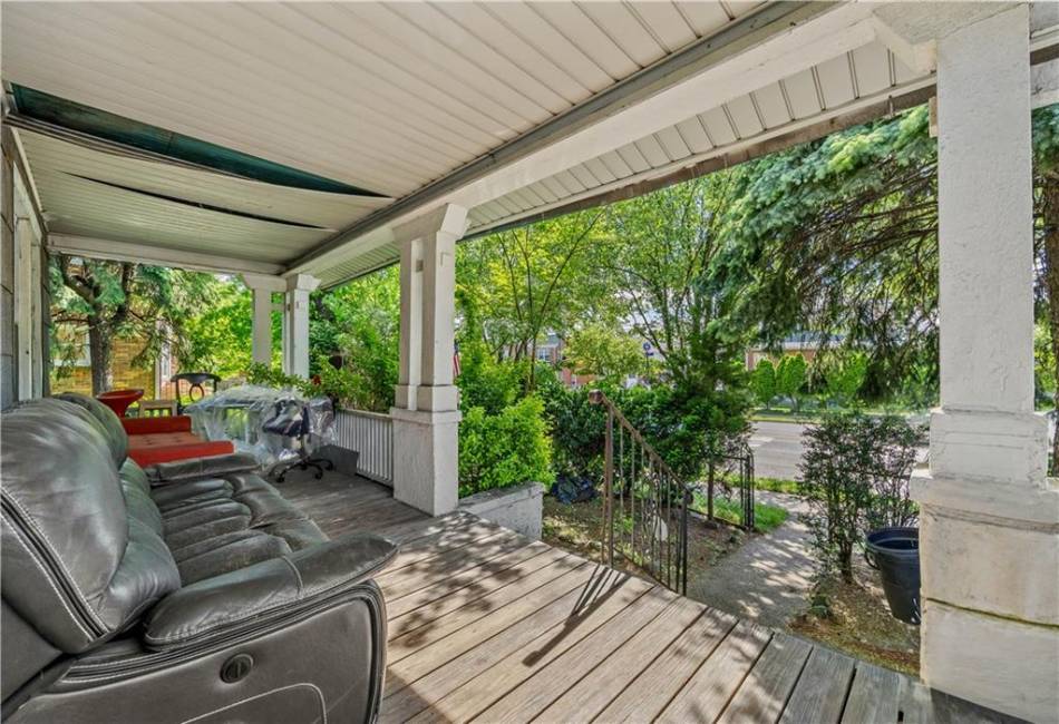 701 127th St, Queens, New York 11356, 3 Bedrooms Bedrooms, ,2 BathroomsBathrooms,Residential,For Sale,127th St,492931