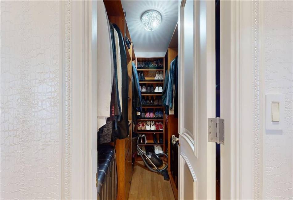 1311 Brightwater Avenue, Brooklyn, New York 11235, 3 Bedrooms Bedrooms, ,2 BathroomsBathrooms,Residential,For Sale,Brightwater,492934