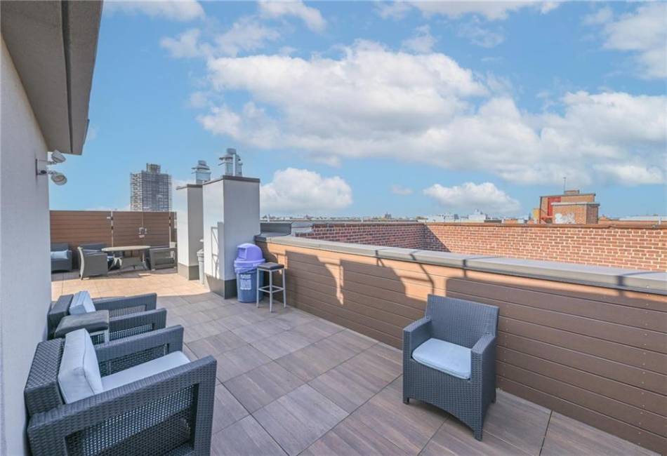 1753 12th Street, Brooklyn, New York 11229, 2 Bedrooms Bedrooms, ,2 BathroomsBathrooms,Residential,For Sale,12th,492938