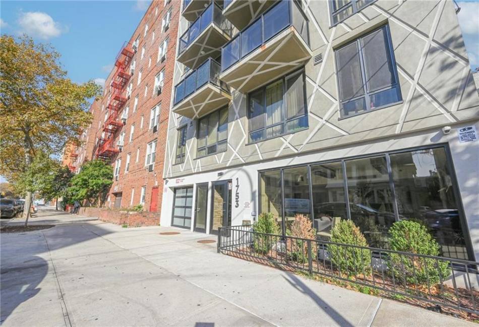 1753 12th Street, Brooklyn, New York 11229, 2 Bedrooms Bedrooms, ,2 BathroomsBathrooms,Residential,For Sale,12th,492938