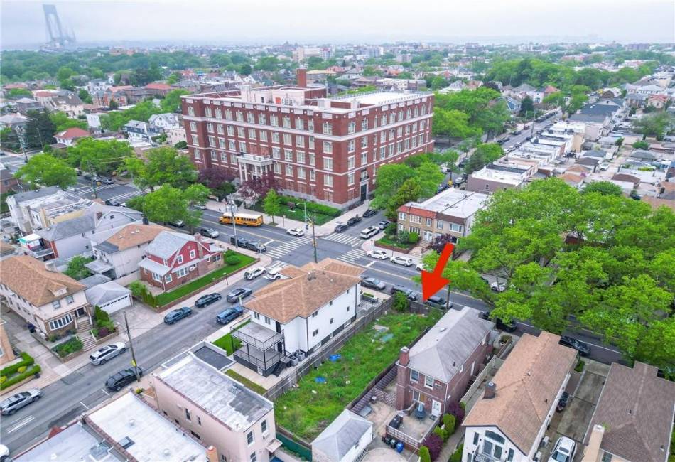 7917 12th Avenue, Brooklyn, New York 11228, 3 Bedrooms Bedrooms, ,5 BathroomsBathrooms,Residential,For Sale,12th,492837