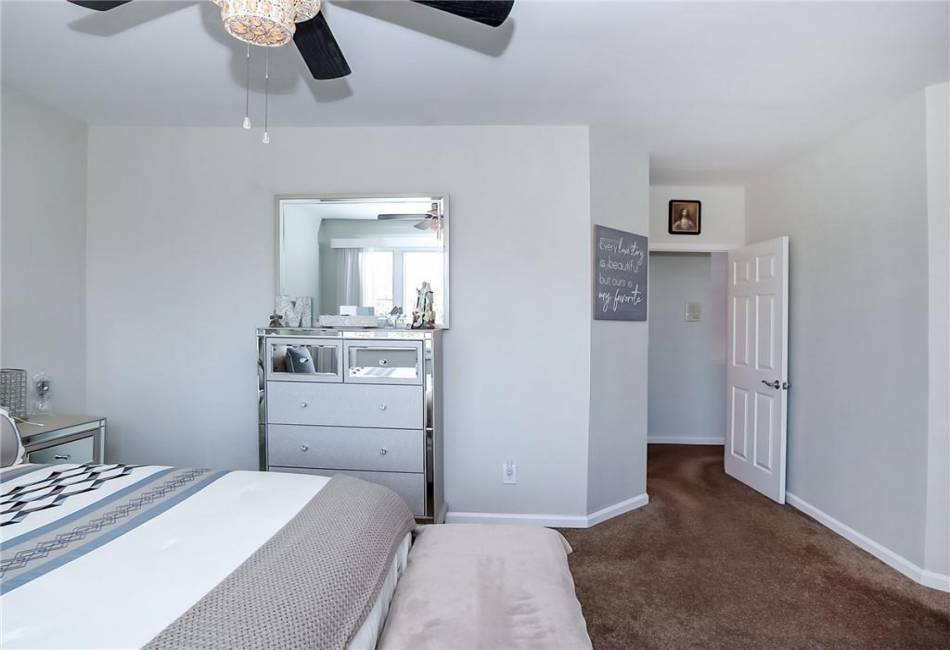 139 Tennyson Drive, Staten Island, New York 10308, 2 Bedrooms Bedrooms, ,2 BathroomsBathrooms,Residential,For Sale,Tennyson,492893