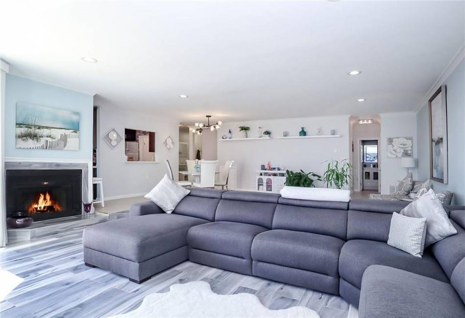 139 Tennyson Drive, Staten Island, New York 10308, 2 Bedrooms Bedrooms, ,2 BathroomsBathrooms,Residential,For Sale,Tennyson,492893