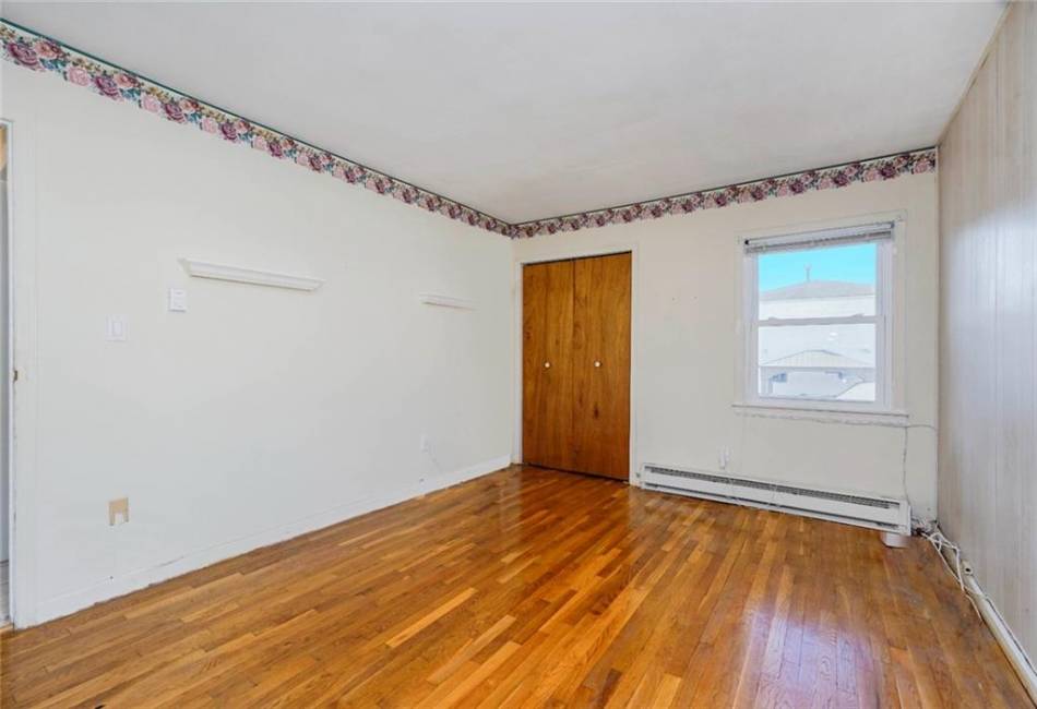56 Wolverine Street, Staten Island, New York 10306, 4 Bedrooms Bedrooms, ,3 BathroomsBathrooms,Residential,For Sale,Wolverine,492942