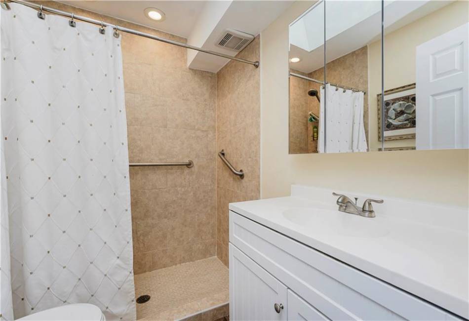 56 Wolverine Street, Staten Island, New York 10306, 4 Bedrooms Bedrooms, ,3 BathroomsBathrooms,Residential,For Sale,Wolverine,492942