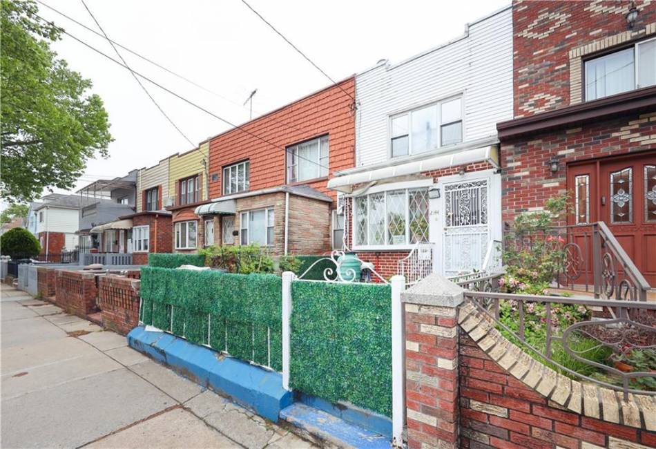 2144 6th Street, Brooklyn, New York 11223, 3 Bedrooms Bedrooms, ,2 BathroomsBathrooms,Residential,For Sale,6th,492945