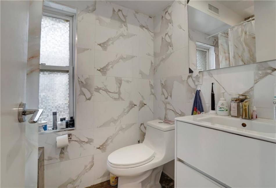 2823 Batchelder Street, Brooklyn, New York 11235, 6 Bedrooms Bedrooms, ,4 BathroomsBathrooms,Residential,For Sale,Batchelder,492947