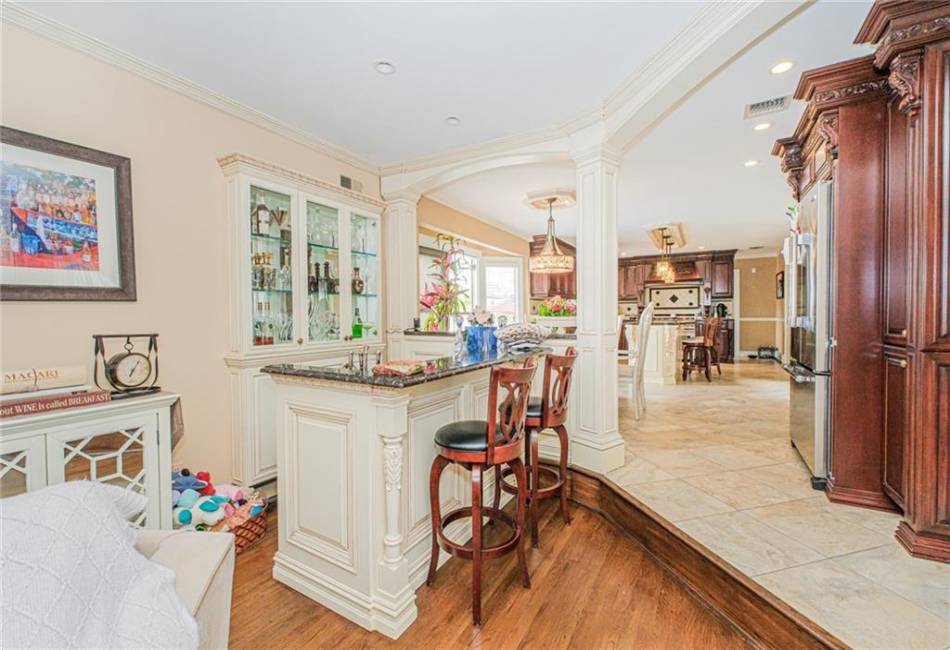 34 Burton Avenue, Staten Island, New York 10309, 4 Bedrooms Bedrooms, ,3 BathroomsBathrooms,Residential,For Sale,Burton,492951