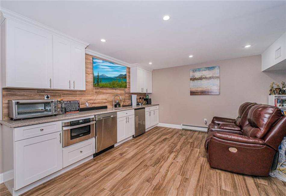 34 Burton Avenue, Staten Island, New York 10309, 4 Bedrooms Bedrooms, ,3 BathroomsBathrooms,Residential,For Sale,Burton,492951