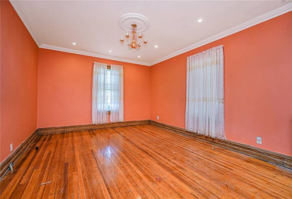152 76th Street, Brooklyn, New York 11209, 7 Bedrooms Bedrooms, ,Residential,For Sale,76th,492952