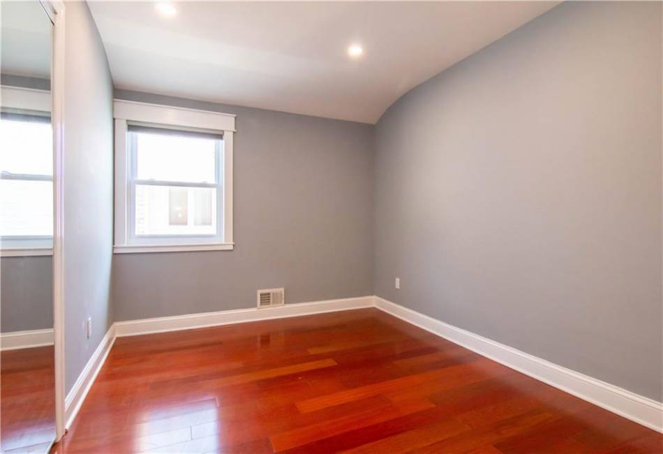 88 Radford Street, Staten Island, New York 10314, 5 Bedrooms Bedrooms, ,2.5 BathroomsBathrooms,Residential,For Sale,Radford,492939