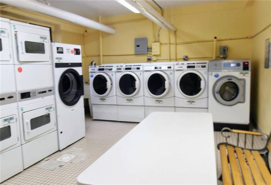61 Oliver Street, Brooklyn, New York 11209, 1 Bedroom Bedrooms, ,1 BathroomBathrooms,Residential,For Sale,Oliver,492957