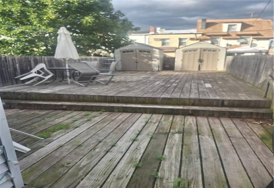 1675 72nd Street, Brooklyn, New York 11204, 3 Bedrooms Bedrooms, ,2 BathroomsBathrooms,Residential,For Sale,72nd,492960