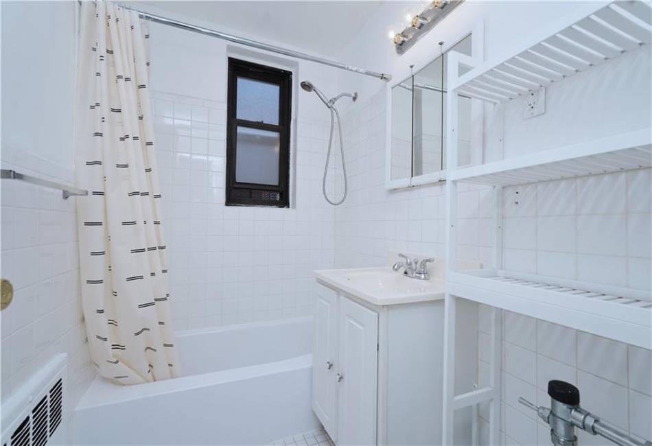 1199 53rd Street, Brooklyn, New York 11234, 1 Bedroom Bedrooms, ,1 BathroomBathrooms,Residential,For Sale,53rd,492963