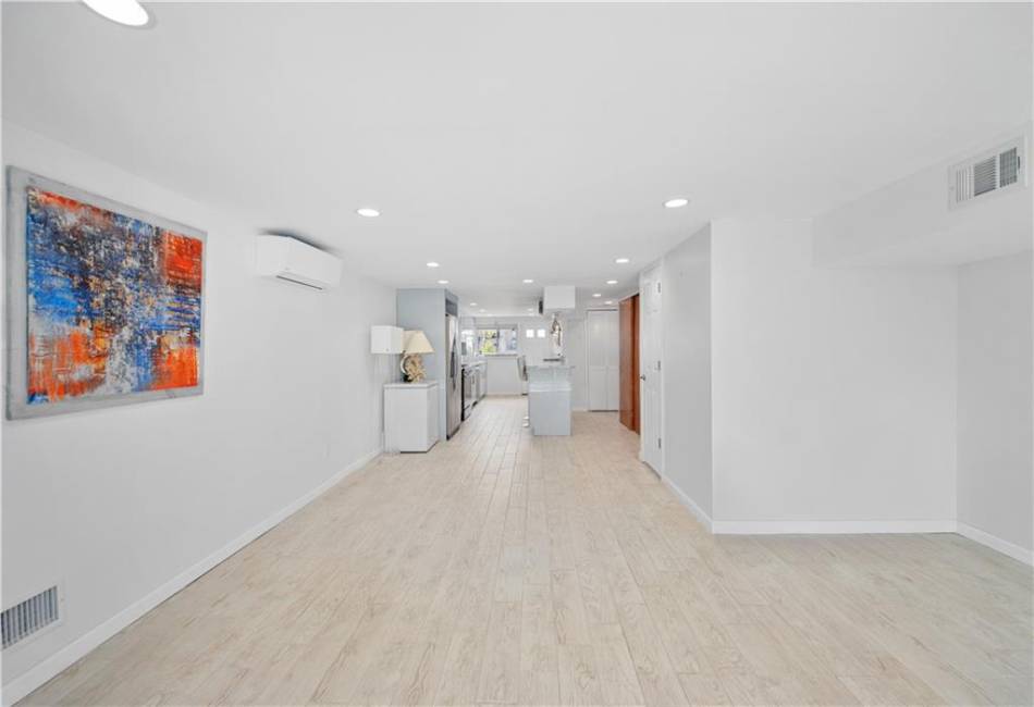 7318 Avenue T, Brooklyn, New York 11234, 3 Bedrooms Bedrooms, ,3 BathroomsBathrooms,Residential,For Sale,Avenue T,492924