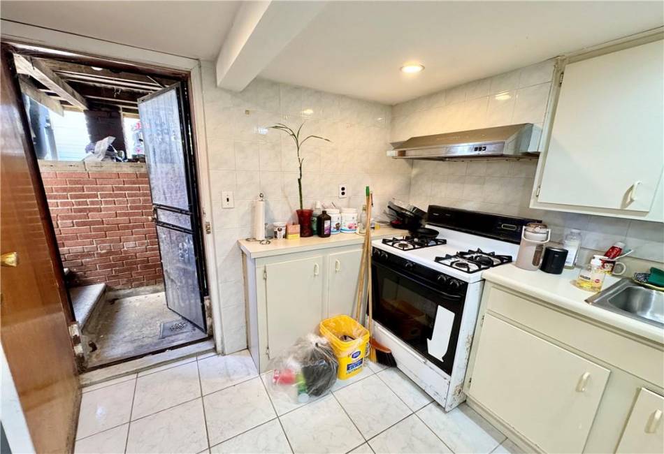 1631 32nd Street, Brooklyn, New York 11234, ,3 BathroomsBathrooms,Residential,For Sale,32nd,492968