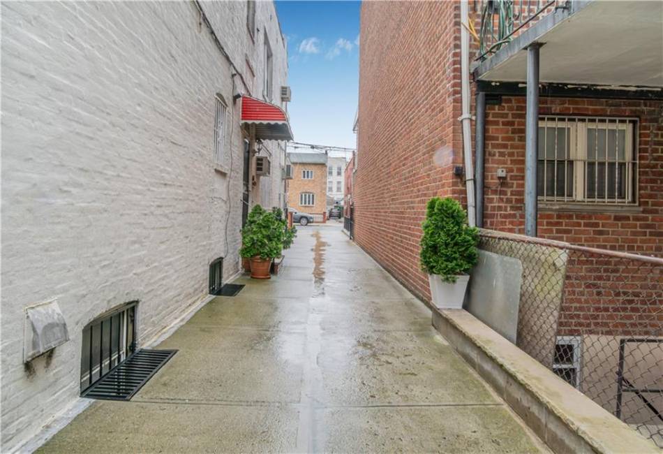 109 Bay 38th Street, Brooklyn, New York 11214, ,Residential,For Sale,Bay 38th,492815