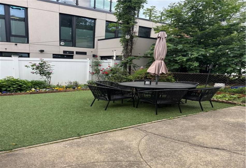 2180 59th Street, Bensonhurst, New York 11204, 7 Bedrooms Bedrooms, ,4 BathroomsBathrooms,Residential,For Sale,59th,492925