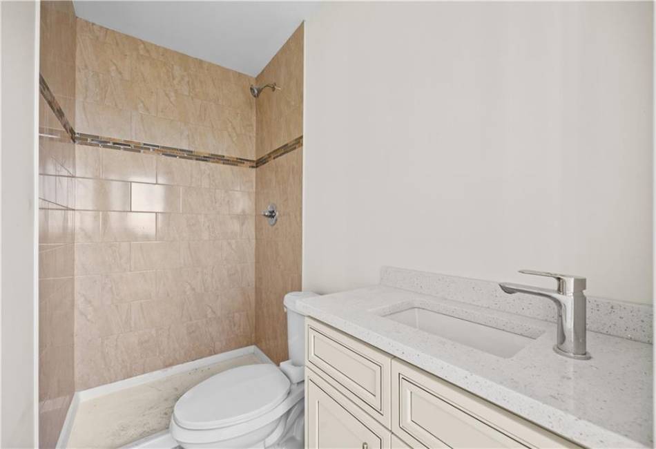 91 Robin Road, Staten Island, New York 10305, 4 Bedrooms Bedrooms, ,3 BathroomsBathrooms,Residential,For Sale,Robin,492644