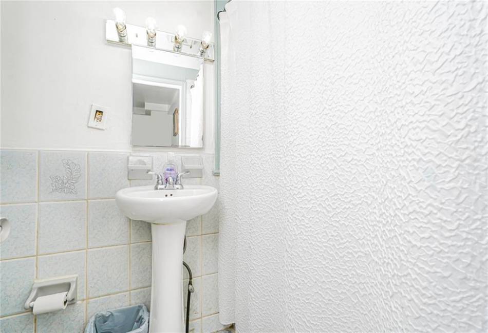 145-37 179th Street, Jamaica, New York 11434, 4 Bedrooms Bedrooms, ,3 BathroomsBathrooms,Residential,For Sale,179th,492780