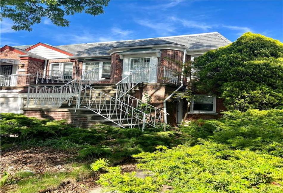181 Pembroke Street, Brooklyn, New York 11235, 5 Bedrooms Bedrooms, ,2 BathroomsBathrooms,Residential,For Sale,Pembroke,492954