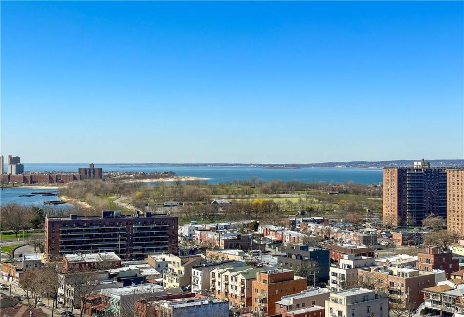 2475 16th Street, Brooklyn, New York 11214, 3 Bedrooms Bedrooms, ,1.5 BathroomsBathrooms,Residential,For Sale,16th,492974