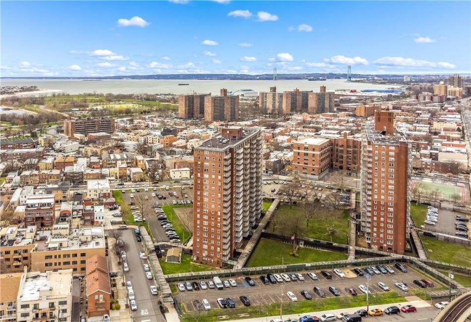 2475 16th Street, Brooklyn, New York 11214, 3 Bedrooms Bedrooms, ,1.5 BathroomsBathrooms,Residential,For Sale,16th,492974