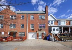 1711 Bay Ridge Parkway, Brooklyn, New York 11204, 4 Bedrooms Bedrooms, ,3 BathroomsBathrooms,Residential,For Sale,Bay Ridge,492986
